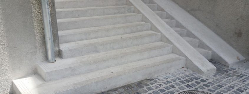 műkő lépcső